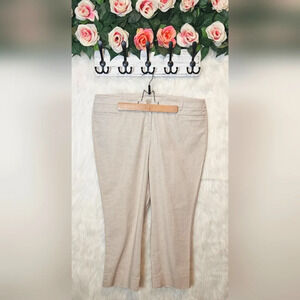 Dalia Patterned Stretch Capri Pants